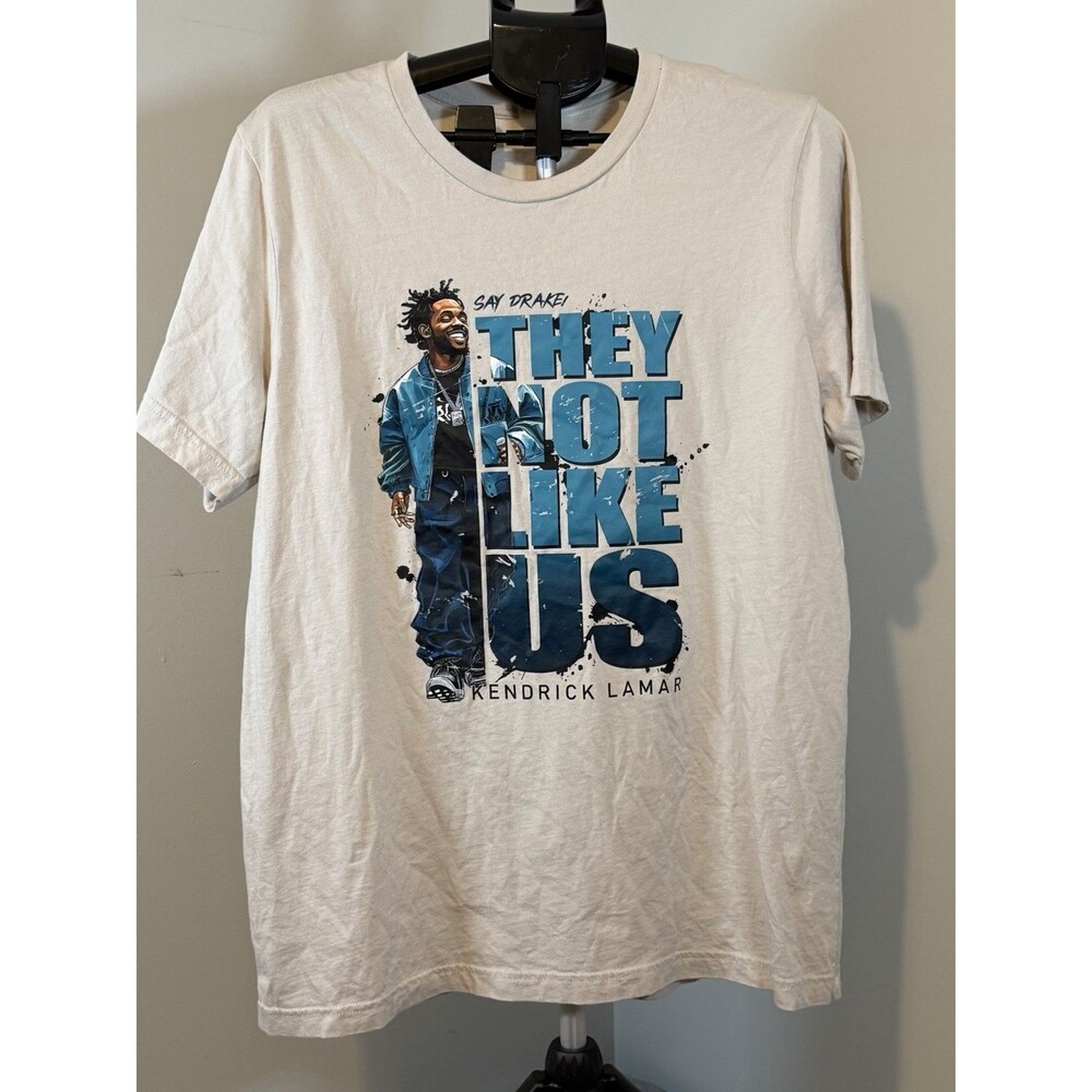 Kendrick Lamar "They Not Like Us" Graphic T-Shirt, XL, Cream/Off-White